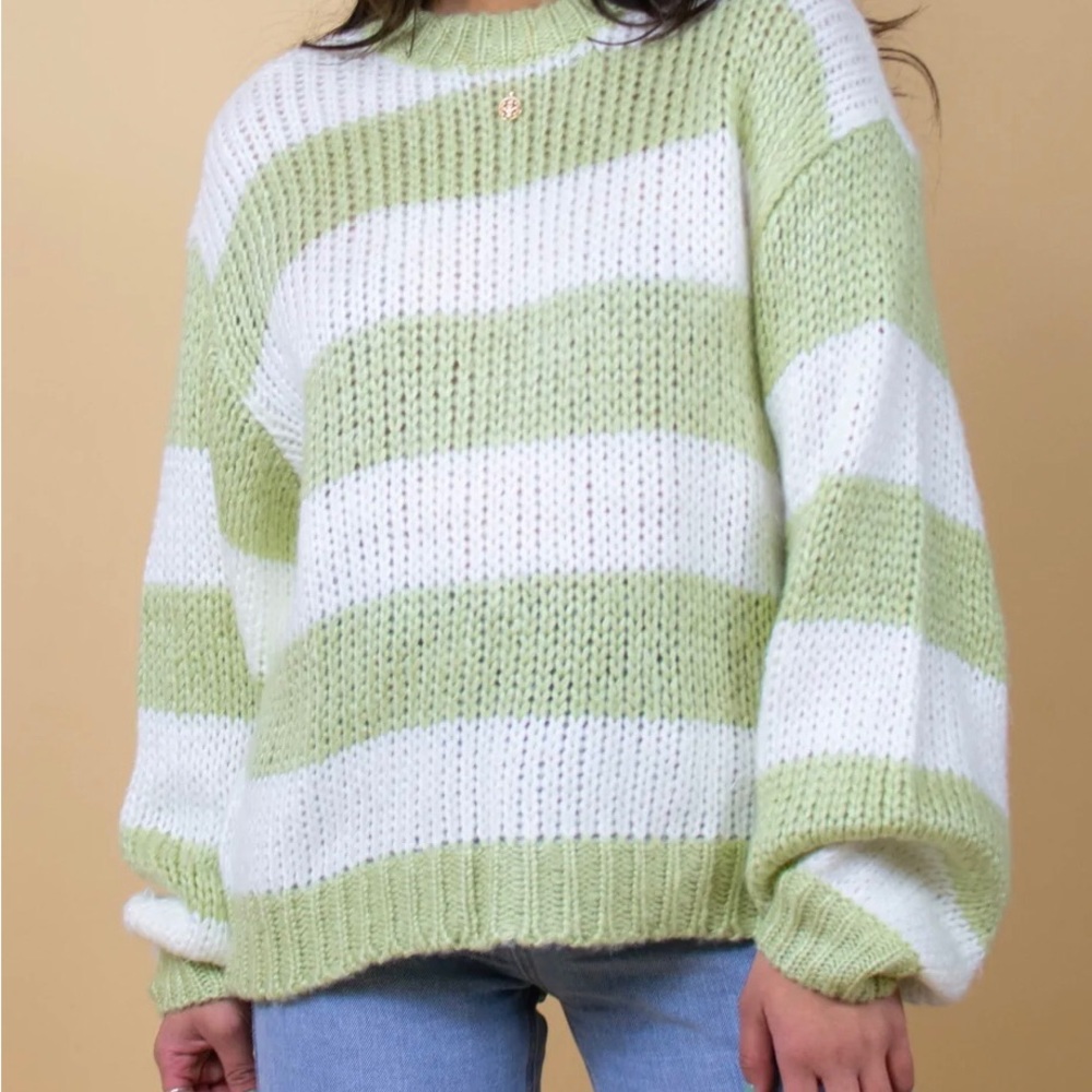 New Green and White Sweater Large